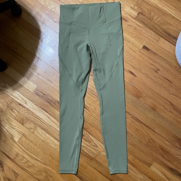 Lululemon Fine Force High-Rise Tight 28"Size 8 NWOT - Picture 9 of 12